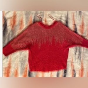 NWOT, Jennifer Lopez sweater size XXL